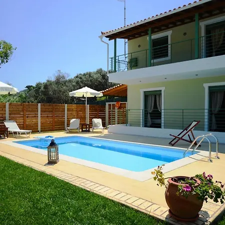 Aselinos Sleeps 6 With Pool Air Con And Wifi * ترولو