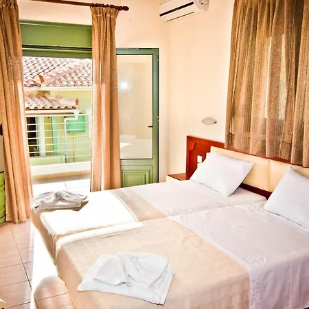 Aselinos Sleeps 6 With Pool Air Con And Wifi فيلة